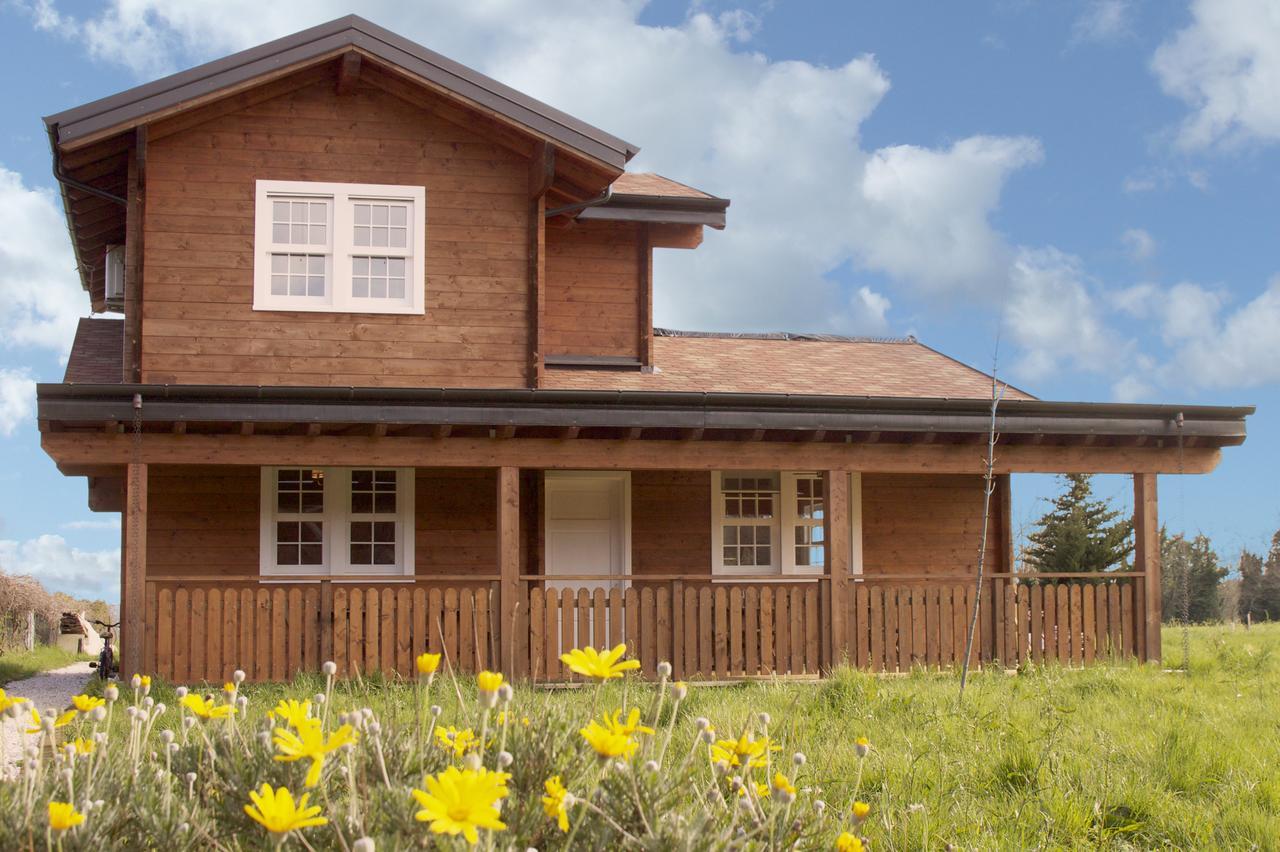 Evolution Camp Hotel Sant'Ippolito Exterior photo